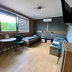 Kandulski Hostel *