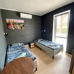 Kandulski Hostel *